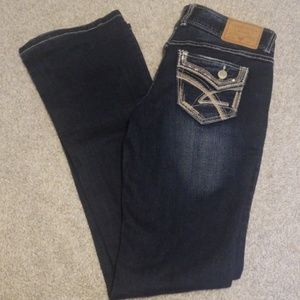 NWOT Amethyst Jeans size 5.